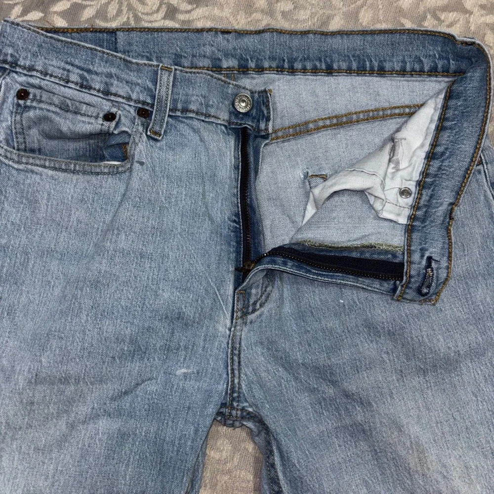 Levis 505 Regular Fit Straight‎ Leg Light Wash Blue Denim Mens 33x30 (E34)